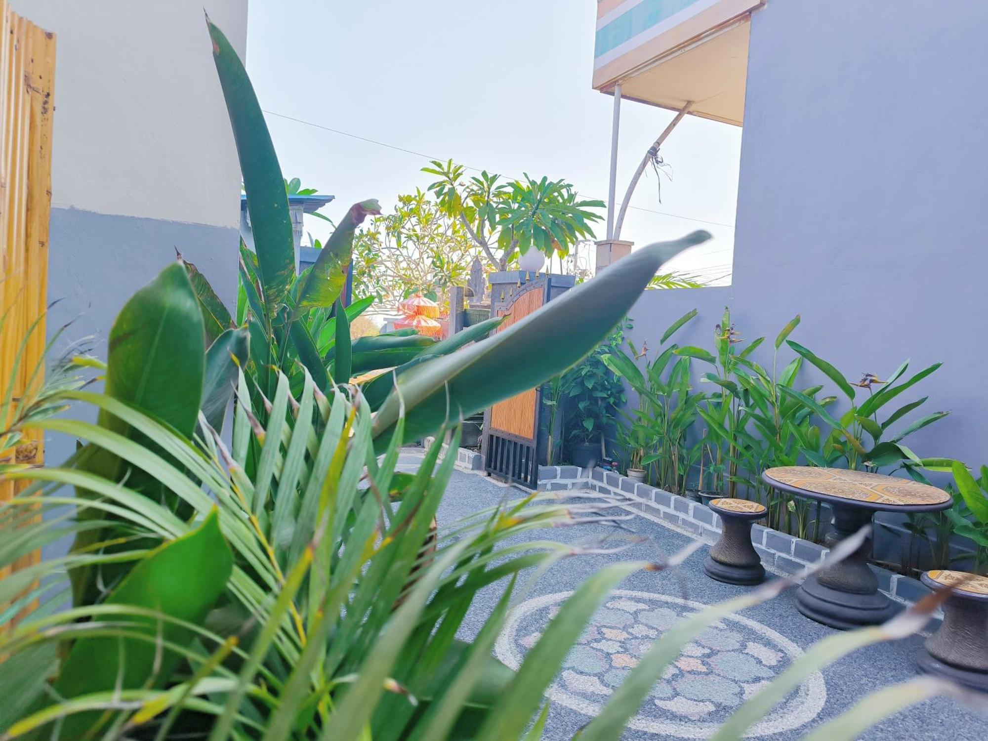 Kubu Alit Pandawa Homestay *